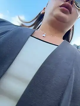 XXX chat uživo modela KristiRich
