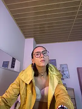 Chat +18 de Elysianpair ao vivo