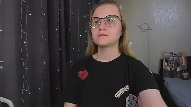 Chat XXX en directo de MissBrightShine