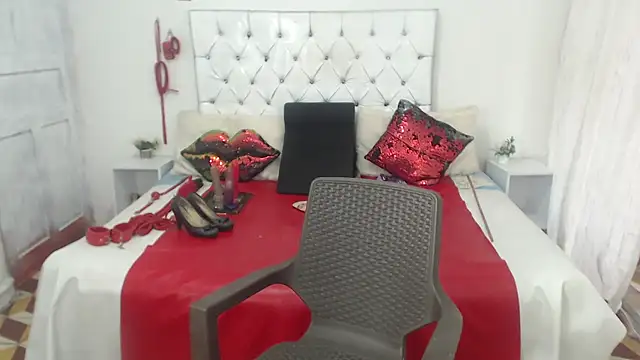 Sweetbigcatt Chat XXX live