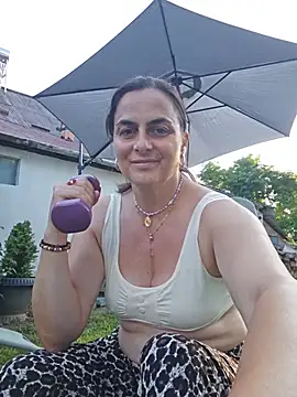 IsabelleCraft Chat XXX in diretta