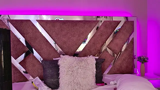 Živý XXX chat KaillyStone