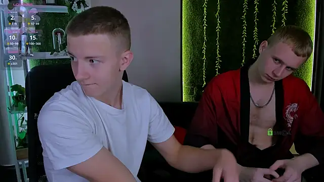 noah_nero Adlı Modelin Canlı XXX Sohbeti