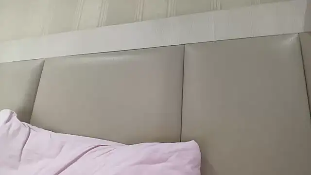 Chat XXX ao vivo de Rineliadi