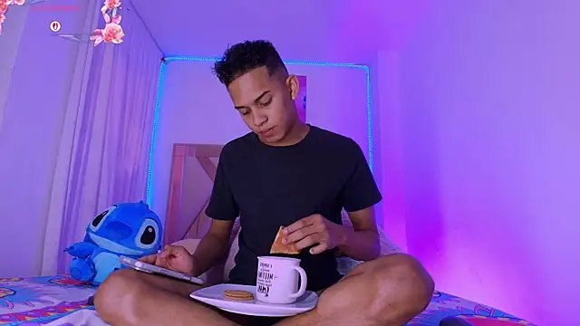 dilan_alfonzo – Live XXX-chat