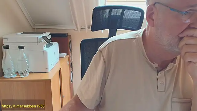 subbear1968 Live XXX-Chat