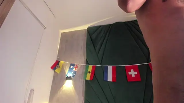 Marco_delux Live XXX-chat