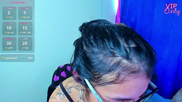 angelina_77のライブXXXチャット