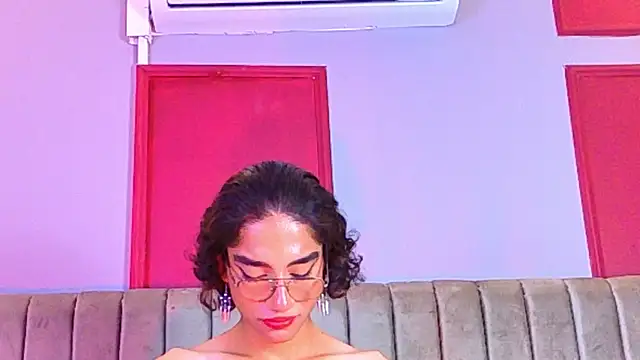 Chat XXX en directo de AlessiaRose_CR