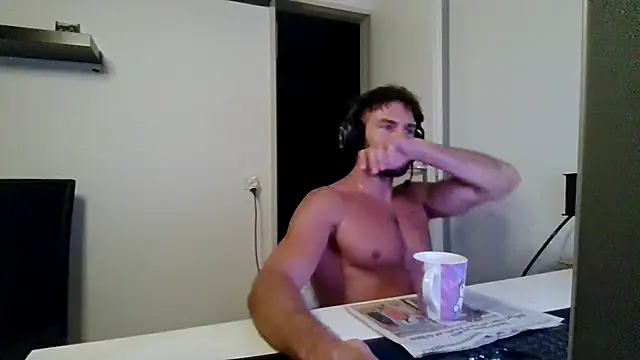 alpha-hunk Live XXX Chat