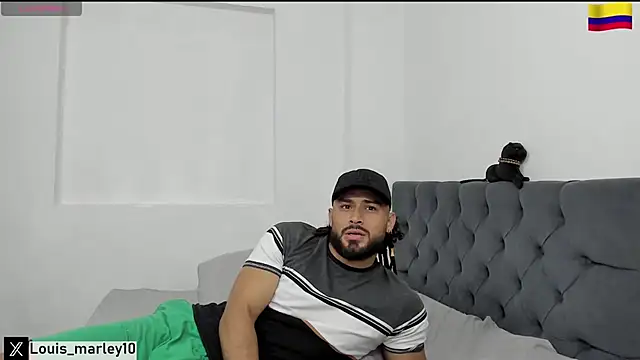 Chat XXX ao vivo de Louis_marley__