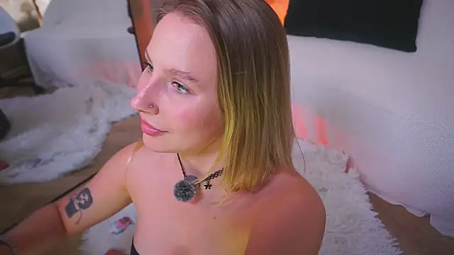 AnnLevine Live XXX-Chat