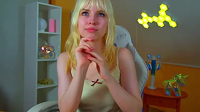 Chatroom XXX en direct de HannahHollis
