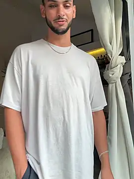 Gipsyboysteve Adlı Modelin Canlı XXX Sohbeti