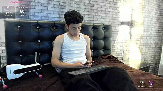 Chat XXX en directo de Mike_red