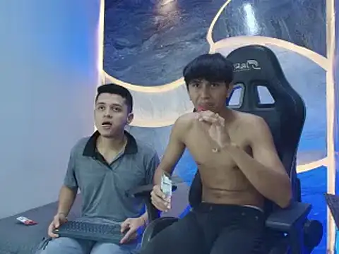 Benjamin_Alam élő XXX-chatje