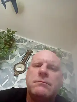 RaspuT002 Chat XXX live