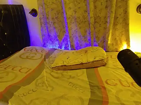 KlaraCandy: απευθείας συνομιλία ΧΧΧ