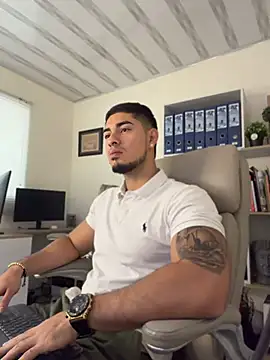 Dimitri_Colleman Adlı Modelin Canlı XXX Sohbeti
