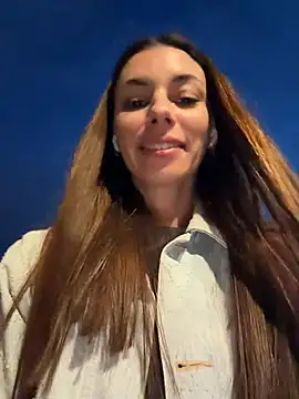 CrystalClean Chat XXX live