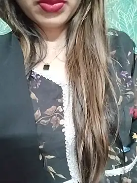 Noor_Darliing Adlı Modelin Canlı XXX Sohbeti
