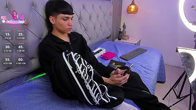 Czat XXX na żywo – SamBlack_