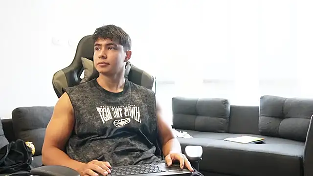 Bray_Kevin Live XXX Chat