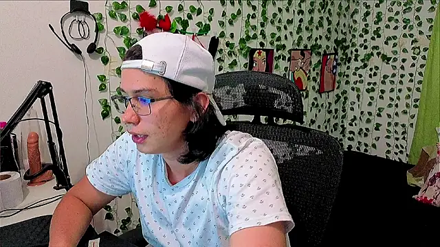 Andy_gray Chat XXX in diretta