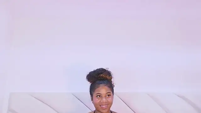 LaylaRhodes Live XXX-chat