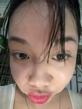 Emmiuuuu03 Show Webcam