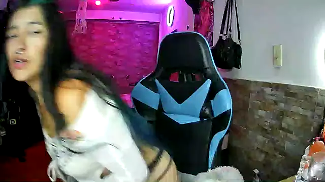 Chat XXX ao vivo de AngelaQueen_