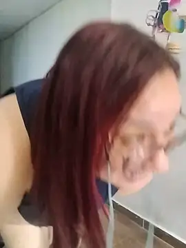 Chat +18 de sharon_G ao vivo