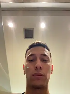 แชท XXX สดของ Thiago_Jones1