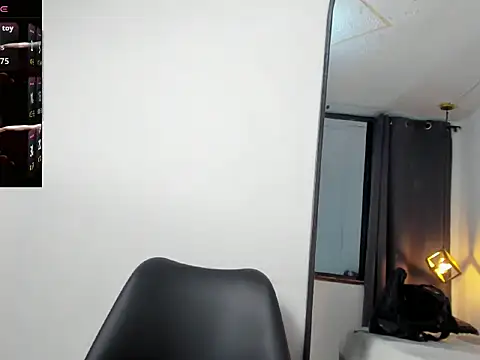 lianfox_ élő XXX-chatje