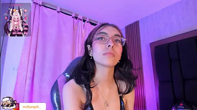 Molly_A Live XXX-chat