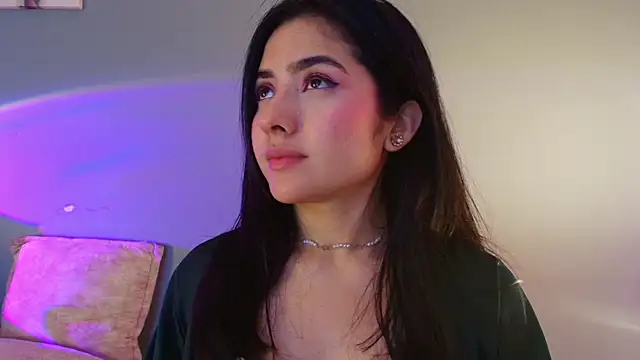 Онлайн чат XXX adara_johnson__