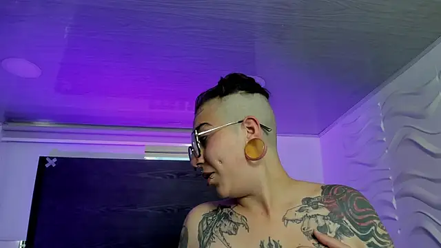 inkedsinners_'s Live XXX Chat