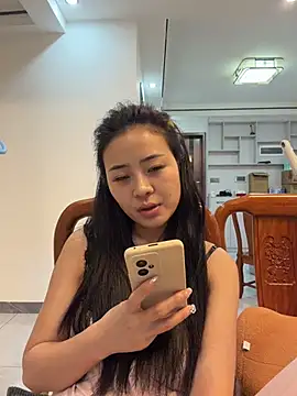jingya521 Adlı Modelin Canlı XXX Sohbeti
