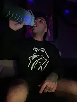 Mohdollmen Live XXX-Chat