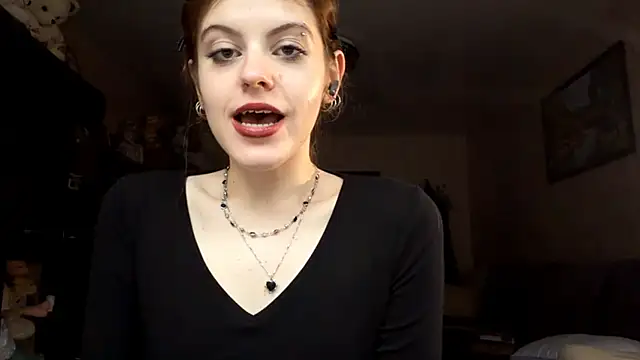 BuzzingRaid Chat XXX in diretta