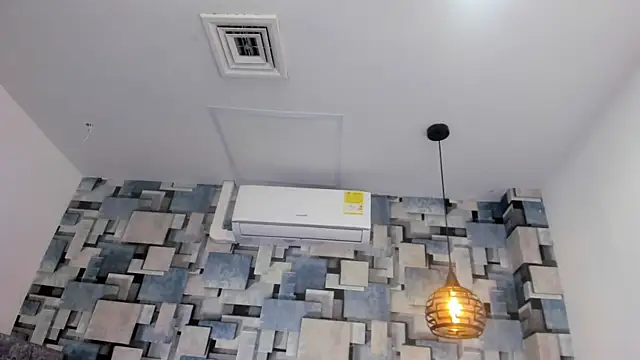 Živý XXX chat angel_dthroatt