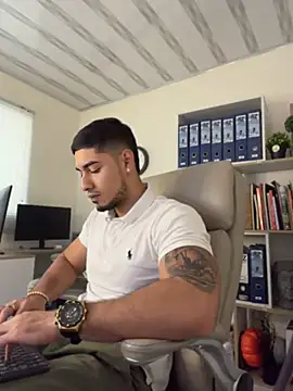 Dimitri_Colleman Chat XXX in diretta