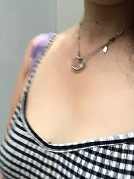 KIRA_kiki 现场XXX聊天