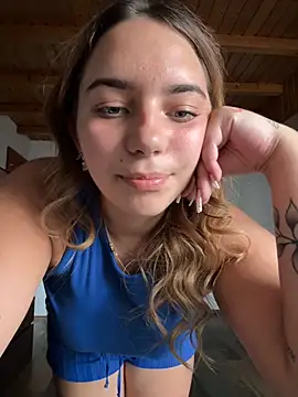 Naomi-Klein's Live XXX Chat