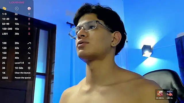 Živý XXX chat TonyPetrovjs