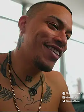 Chat XXX ao vivo de AlphaMasterXxx