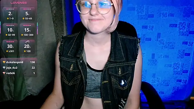 צ'אט XXX בשידור חי של __Freya___