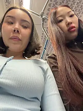 Chat XXX Live Asian_Asami