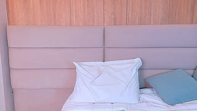 Chat +18 de ZoehAngel ao vivo