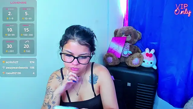 angelina_77's Live XXX Chat